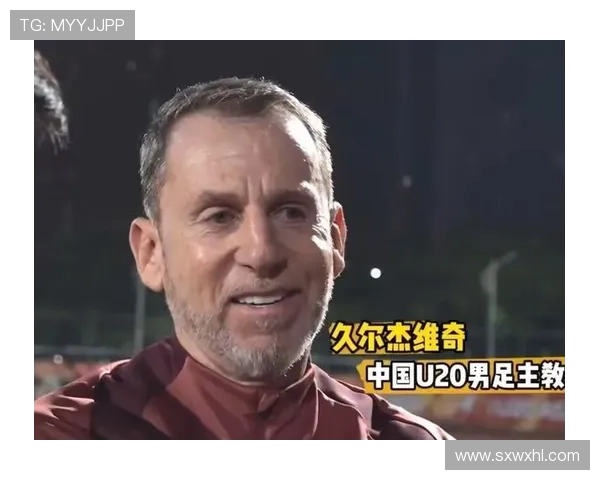 兰斯主帅表示球队将迎新援同时也会有球员离队 适应变化是关键 兰斯主帅表示球队将迎新援同时也会有球员离队 适应变化是关键